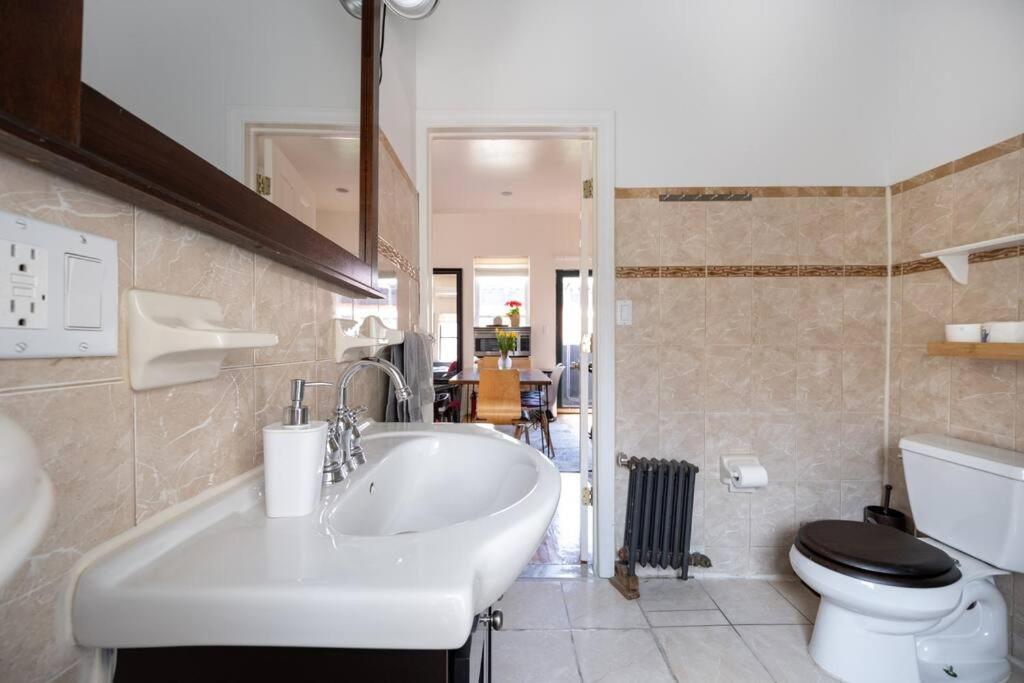 East Village Townhouse New York Exteriör bild
